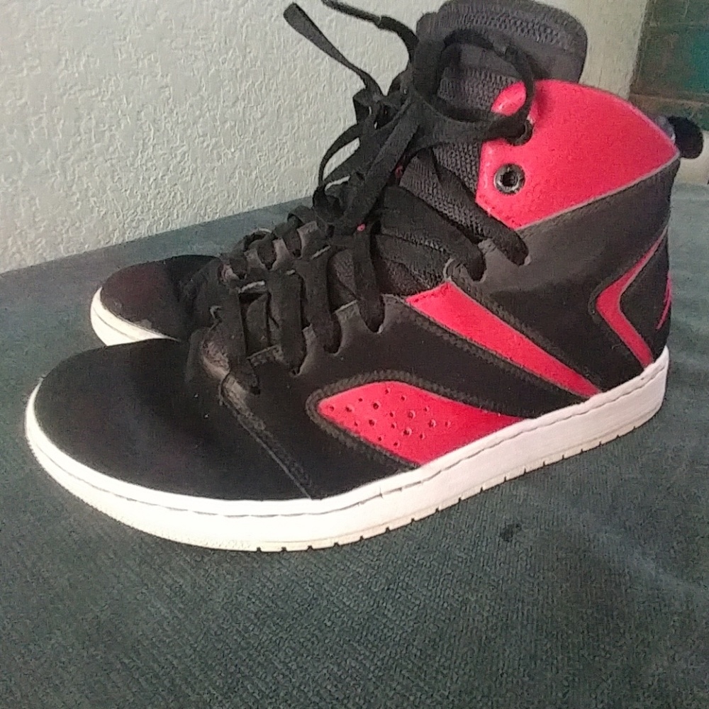 Air Jordan - Picture 4 of 4